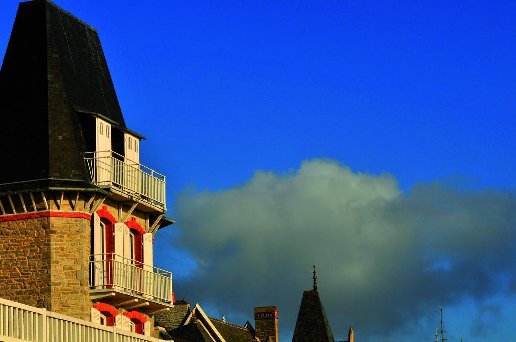 Hotel Des Bains Saint-Cast-le-Guildo Buitenkant foto